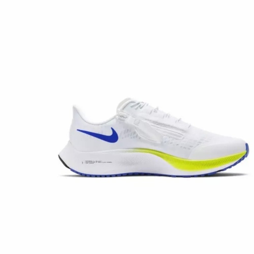 Nike Air Zoom Pegasus 37 Flyease-size 8 (BNIB)